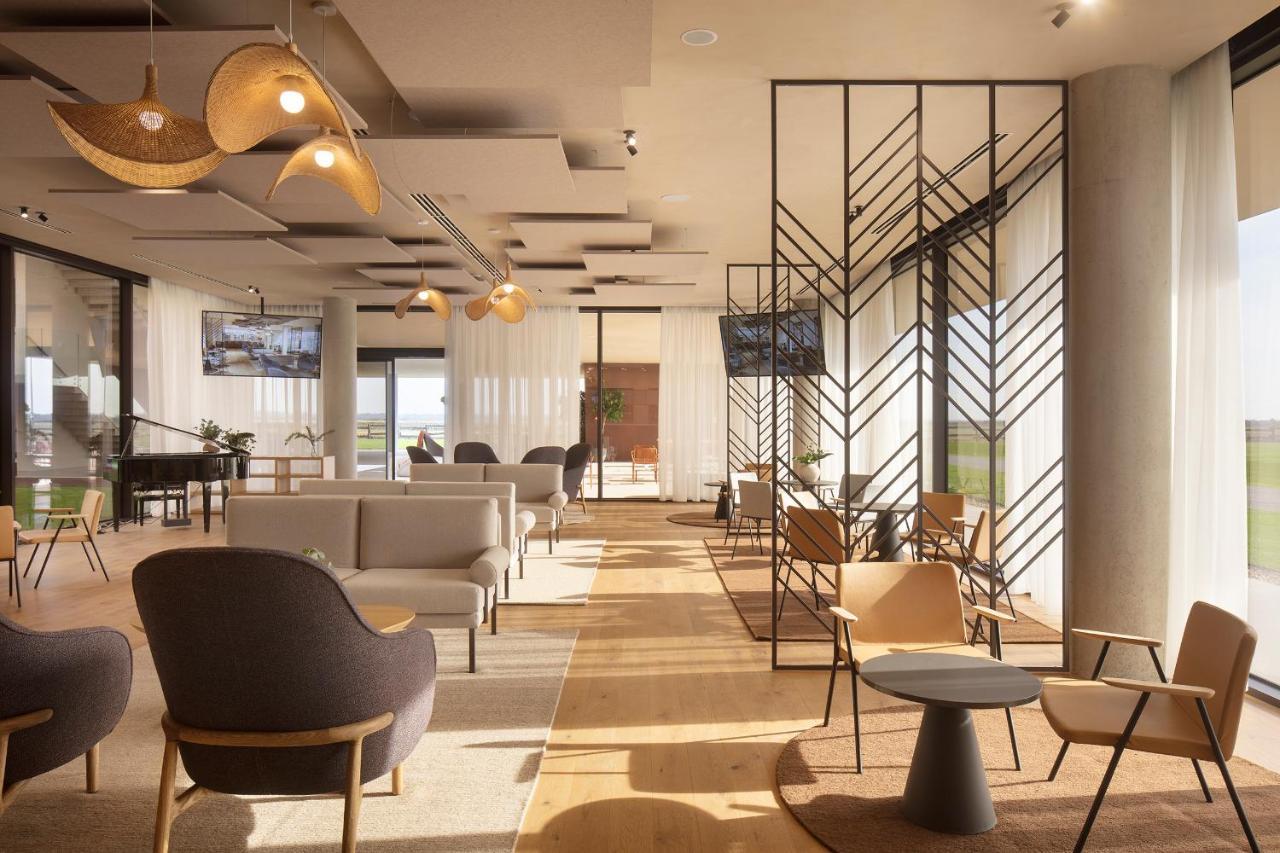 Hotel Materra Osijek Extérieur photo